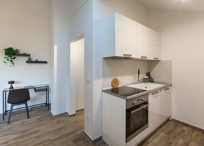 San Salvatore Luxury Penthouse Daire *