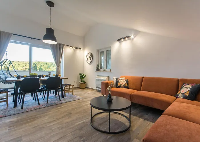 San Salvatore Luxury Penthouse *