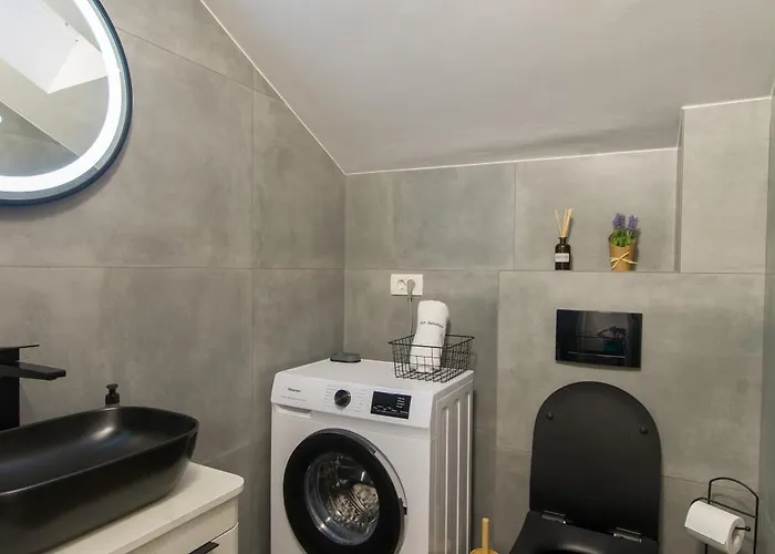 San Salvatore Luxury Penthouse Daire *