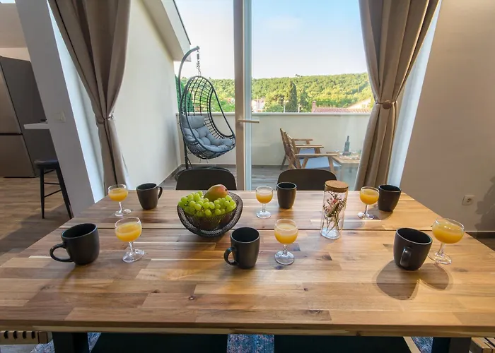 아파트 San Salvatore Luxury Penthouse *