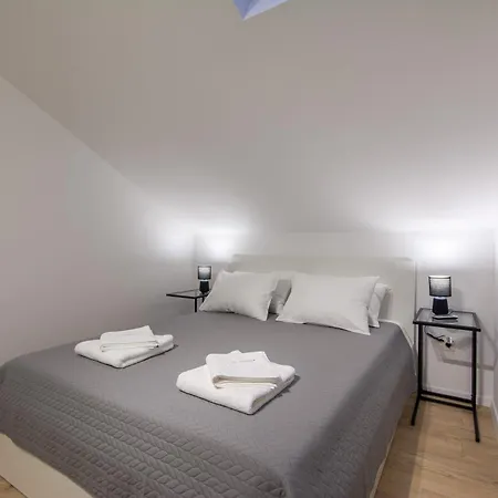 Lägenhet San Salvatore Luxury Penthouse