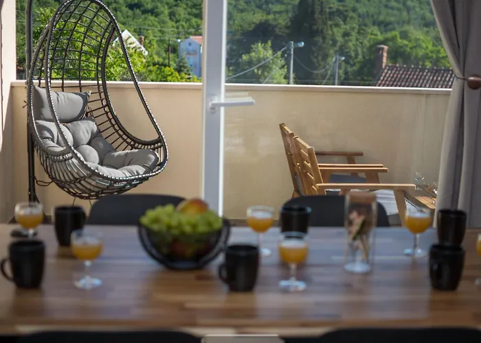 San Salvatore Luxury Penthouse شقة