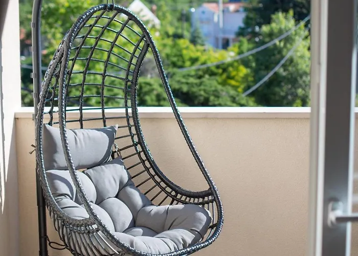 San Salvatore Luxury Penthouse شقة